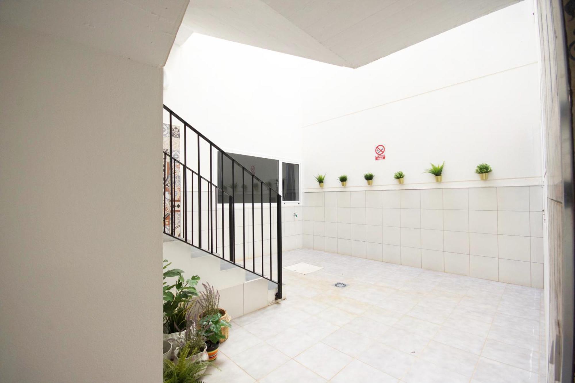 Apartamentos A 10 Minutos Del Aeropuerto Carrizal Kültér fotó